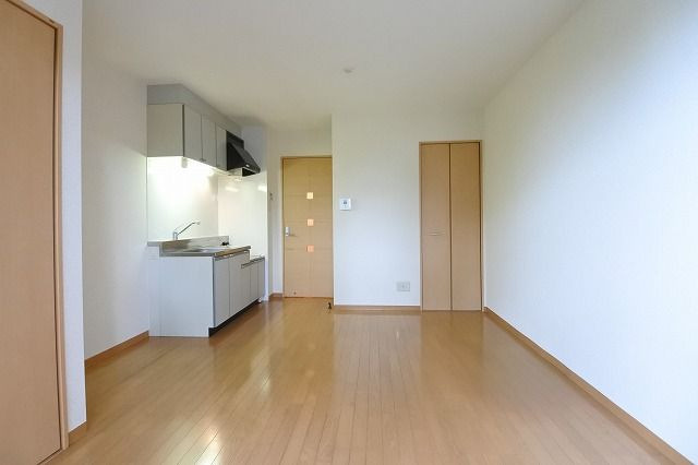 ソーレ梅林の居間・リビング