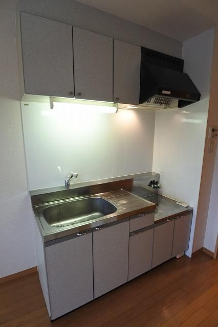 ソーレ梅林のキッチン