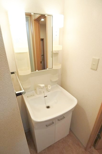 ソーレ梅林の洗面所