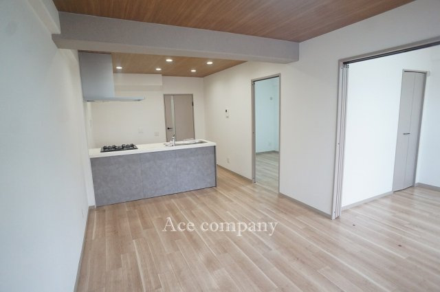 【居間・リビング】の画像