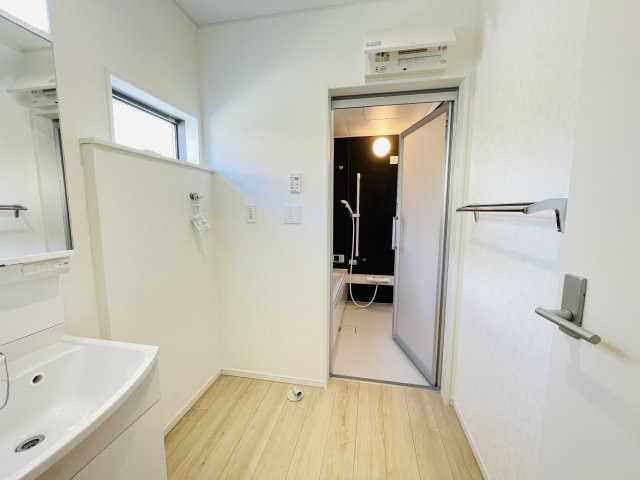 【脱衣所】 | 熊谷市赤城町第3　クレイドルガーデン　新築戸建　全2棟　2号棟