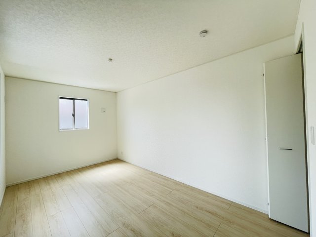 【寝室】 | 熊谷市赤城町第3　クレイドルガーデン　新築戸建　全2棟　2号棟