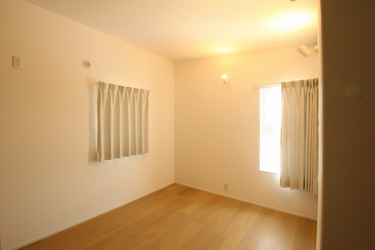 南国市篠原　新築戸建の洋室|2Ｆ　北西の部屋　6.0帖