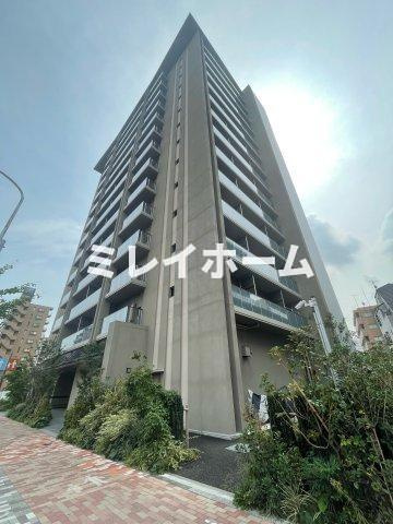 ラティエラ大鳥居の外観