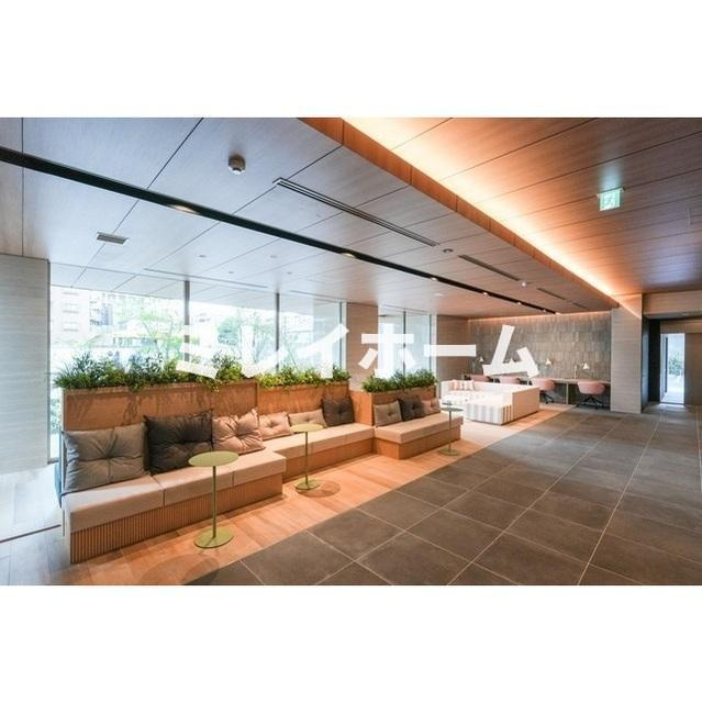 ラティエラ大鳥居のロビー