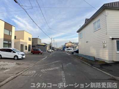 【前面道路含む現地写真】 | 愛国東4丁目37-11売地