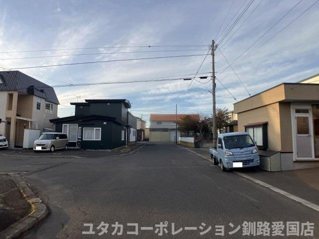 【前面道路含む現地写真】 | 愛国東4丁目37-11売地