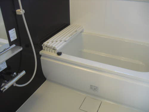 セントラヴィーヌ山手Ⅳの浴室