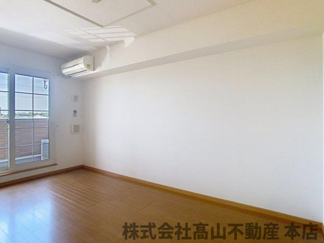 ウイング宗像Ｂの居間・リビング