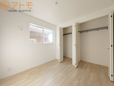 【子供部屋】 | 葵区古庄第4　新築戸建　5号棟 | 各居室に収納がついているので、部屋の中をすっきり見せることができますね！