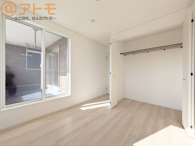 【子供部屋】 | 葵区古庄第4　新築戸建　3号棟 | 壁と床がシンプルな色合いだからこそ自分だけの空間を作れます♪お部屋作りのイメージは順調でしょうか♪