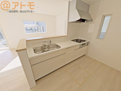 【キッチン】 | 葵区古庄第4　新築戸建　3号棟 | 対面式のキッチンはリビングを見渡すことができるので安心♪家族の会話も増えそうですね♪