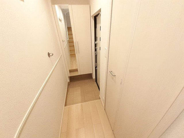 ☆姿見付きシューズボックスがあります☆