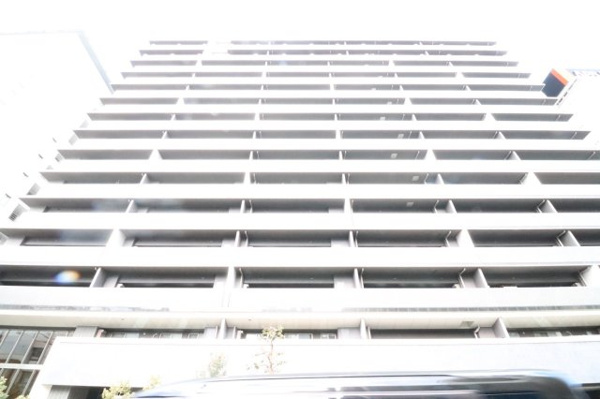 【外観】 | 【外観】地上15階建て。街との調和を優先した、フォーマルでホテルライクな外観デザインです。