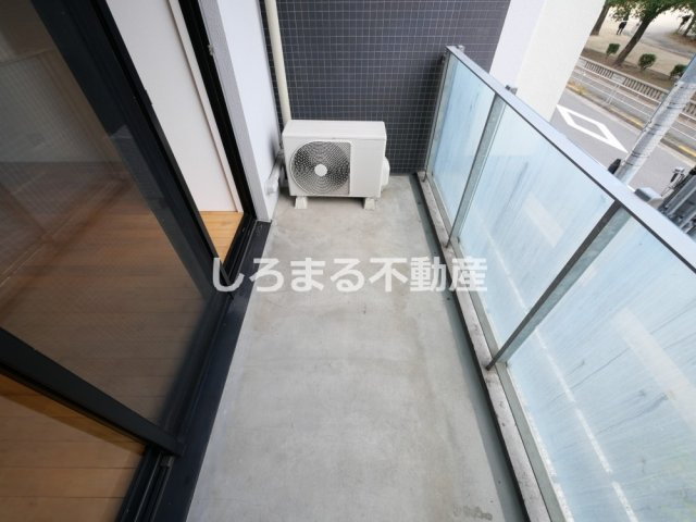 ＷＩＳＴＥＲＩＡ　　ＧＡＲＤＥＮのバルコニー