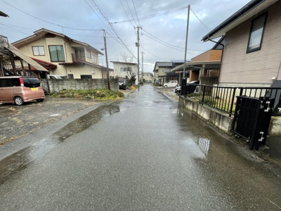 【前面道路含む現地写真】 | 山形市大字松原　中古戸建