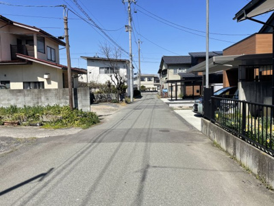 【前面道路含む現地写真】 | 山形市大字松原　中古戸建