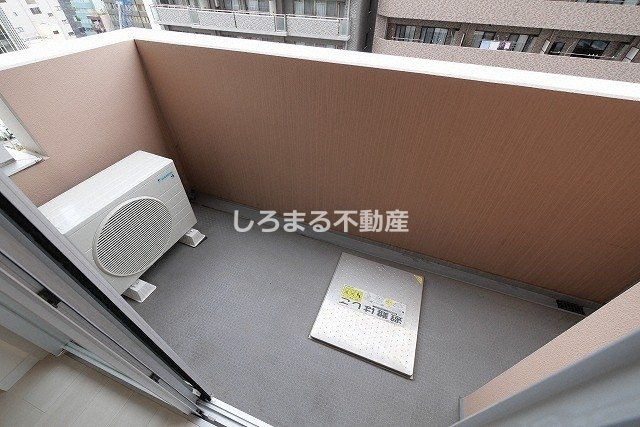 クロスレジデンス大阪新町のバルコニー