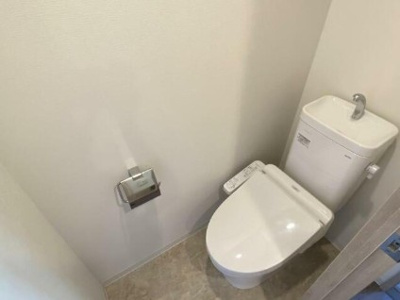 【トイレ】 | シャルム・Y・M | 温水洗浄便座。