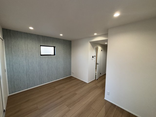 Ｃｈｅｒｉｍ並木の洋室