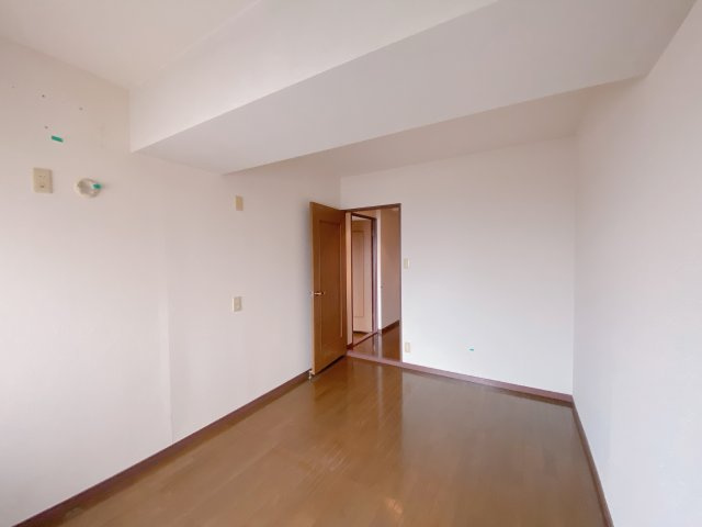 常滑市大野町2丁目　ボナール大野の洋室|6.1帖