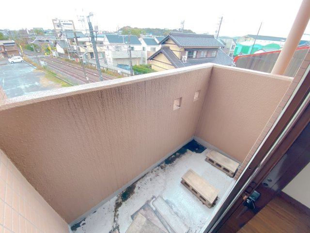 常滑市大野町2丁目　ボナール大野のバルコニー|洋室5.4帖