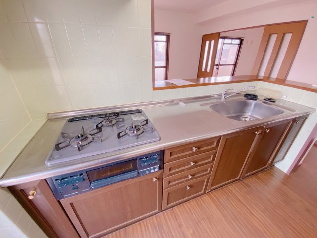 常滑市大野町2丁目　ボナール大野のキッチン