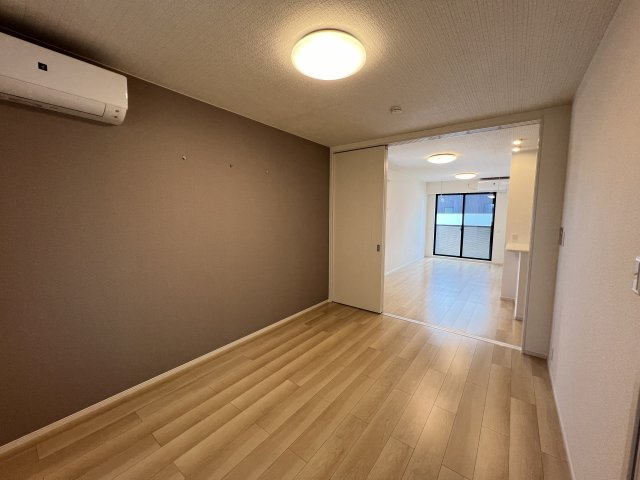 ホワイトベリーの内装