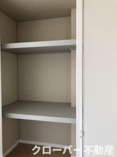 シャーメゾンS C棟の収納