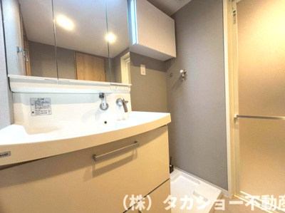 【独立洗面台】 | 702号室