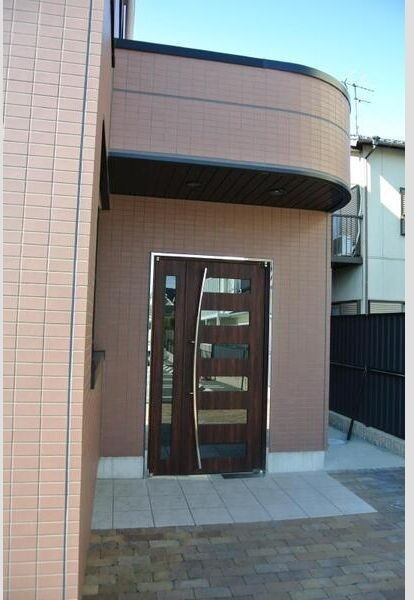 キャトル・セゾンⅡのエントランス