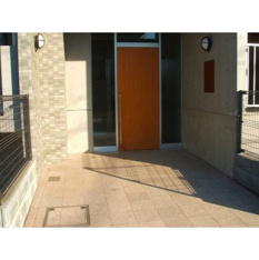 落ち着いたエントランスです