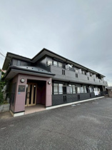 落ち着いた雰囲気の外観です