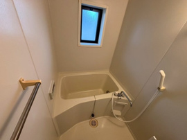 日々の疲れを癒すお風呂付です