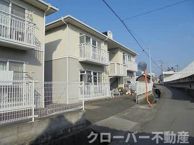 フレグランス飯山 A棟