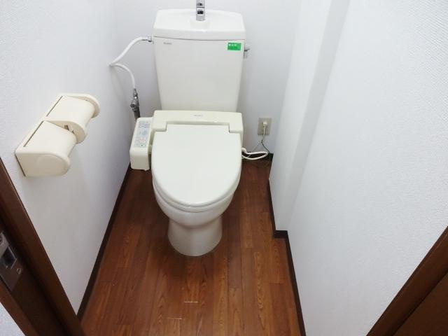【トイレ】 | エトワール・ＨＡＮＤＡ壱番館 | シャワー付トイレ