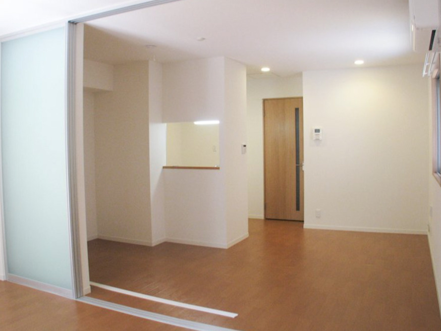 シャーメゾン弥生の居間・リビング