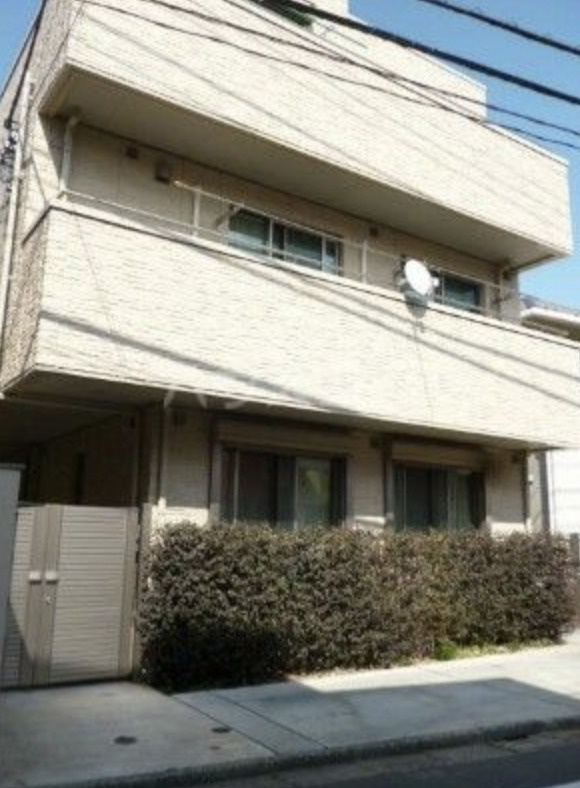 シャーメゾン弥生の外観