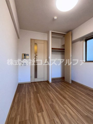 【居間・リビング】 | エスティメゾン西横浜 | エスティメゾン　洋室