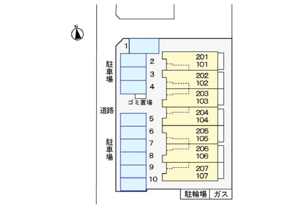 プラシードの駐車場