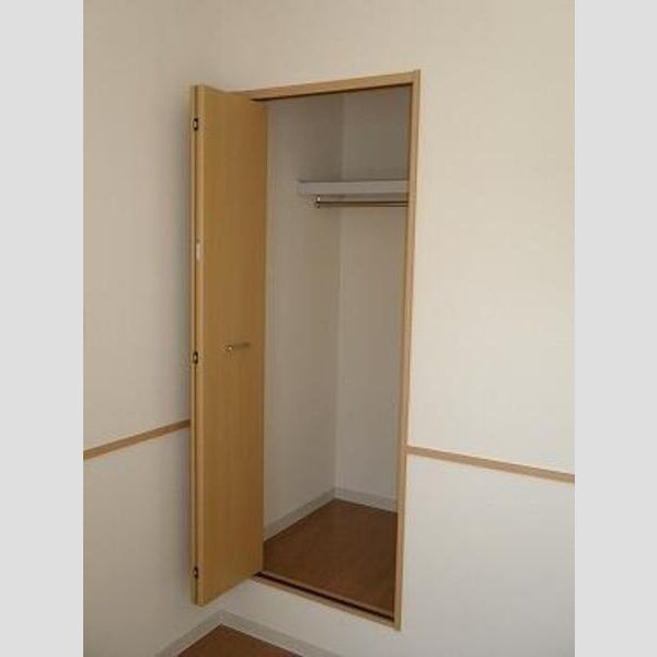 ロザージュ鍛冶ヶ谷の収納