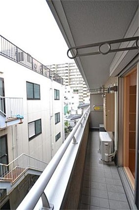 ファミール清澄白河のバルコニー