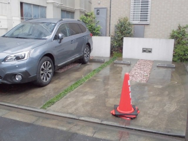 ファミール清澄白河の駐車場