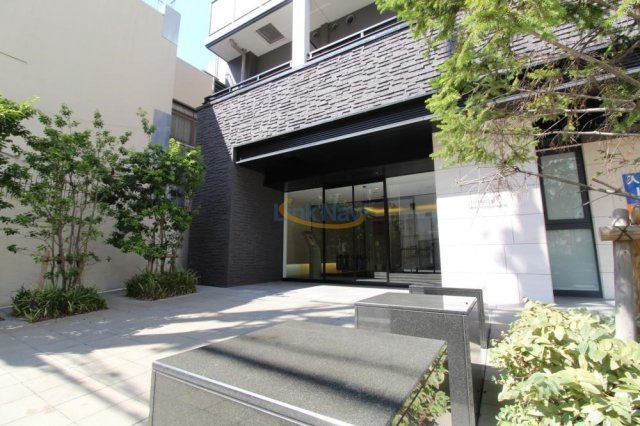 【エントランス】 | プリエ南森町