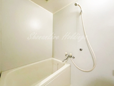 【浴室】 | YH湘南 | 清潔感のあるお風呂です♪