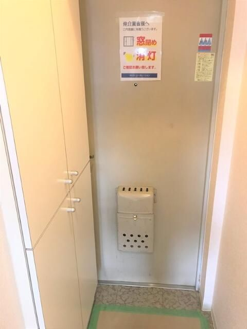 アーバンヒルズ本厚木の玄関