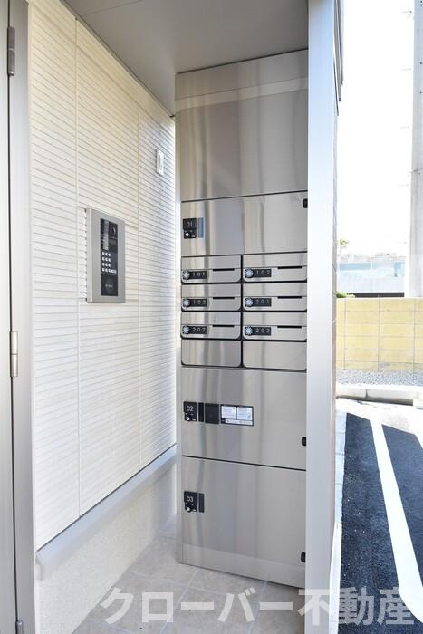 Ruhe(ﾙｰｴ)のセキュリティ|オートロック・郵便ポスト・宅配ボックス