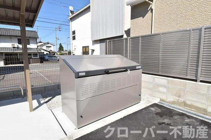 Ruhe(ﾙｰｴ)のその他共用部分|ゴミ庫