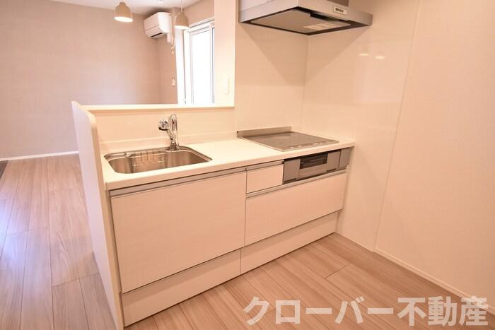 Ruhe(ﾙｰｴ)のキッチン|システムキッチン