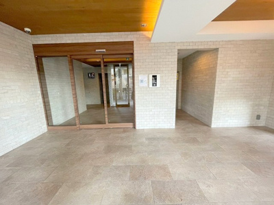 【エントランス】 | パークヒルズ新大阪will